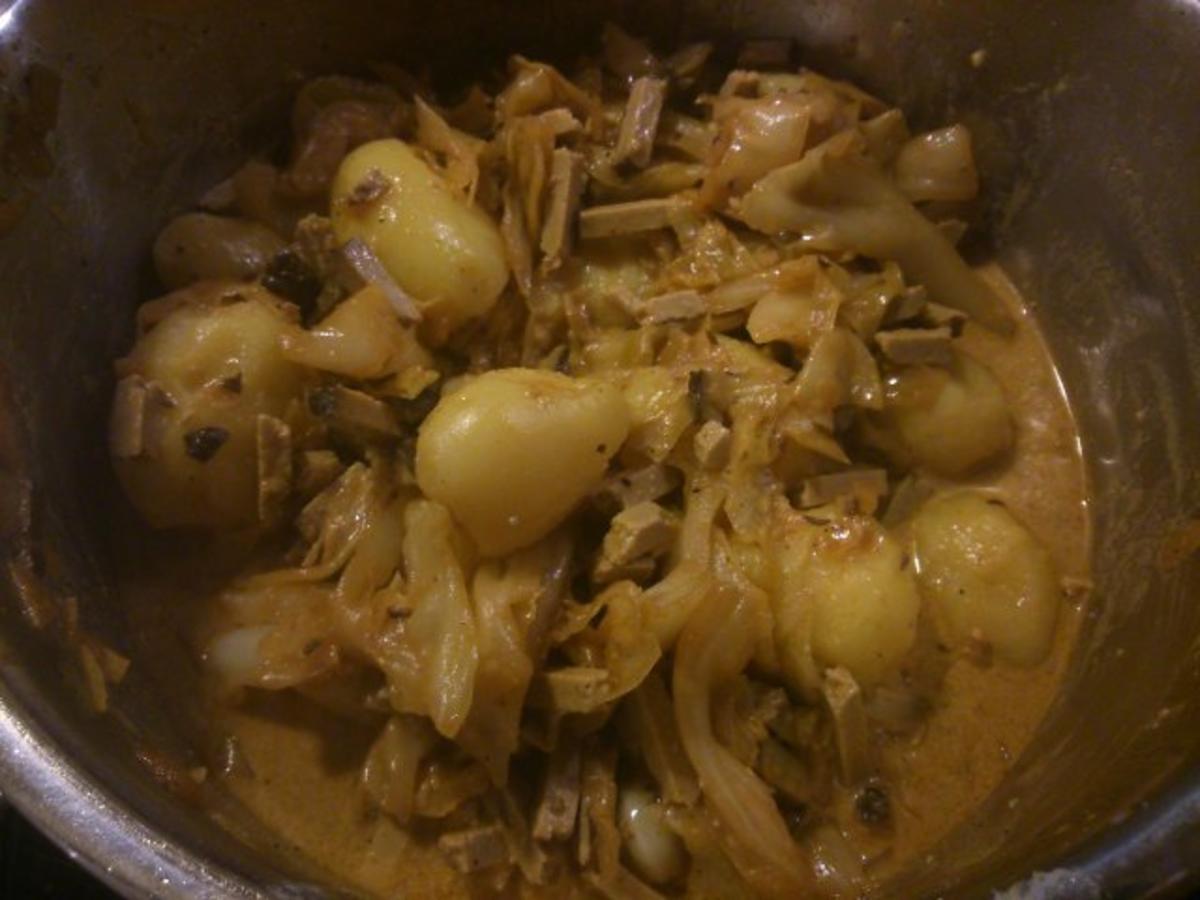 Bilder für Kartoffel-Weißkraut-Topf - Rezept