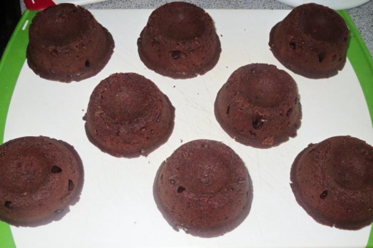 Backen: Schoko-Schoko-Cupcakes - Rezept - Bild Nr. 2