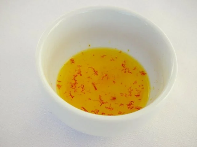 Schweinslungenbraten an Paprikasauce und Safran-Reisbirnen - Rezept - Bild Nr. 13