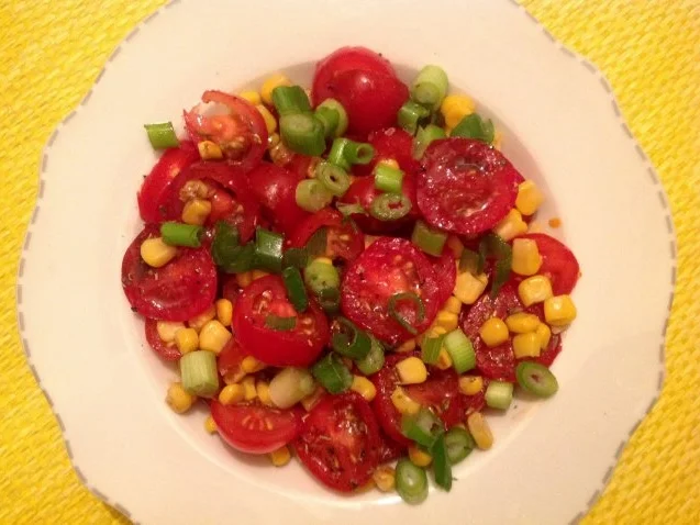Rezept: Tomaten-Mais-Salat mit Schwarzwurzeln und Brie Bild Nr. 10 Tomaten-Mais-Salat mit Schwarzwurzeln und Brie - Rezept - Bild Nr. 10