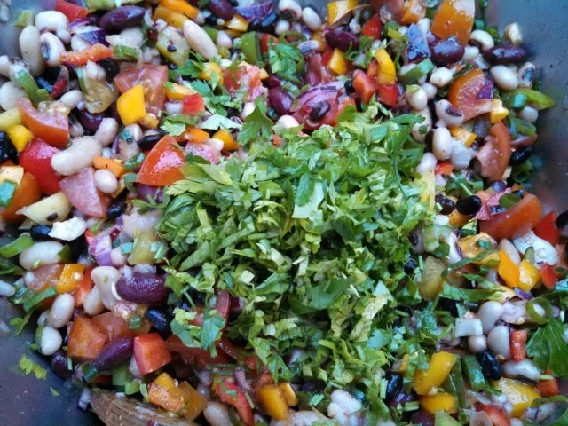 Rezept: Texas Caviar mit Filet Medaillon Bild Nr. 8 Texas Caviar mit Filet Medaillon - Rezept - Bild Nr. 8