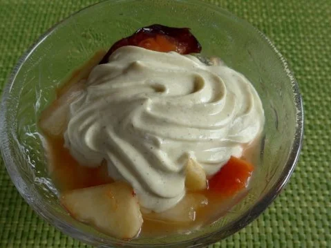 Dessert : Mischobst unter einem Vanilie-Quark nach Budwig - Rezept - Bild Nr. 2