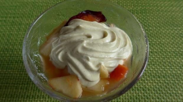 Dessert : Mischobst unter einem Vanilie-Quark nach Budwig ...