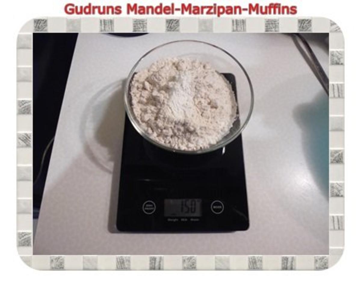 Muffins: Mandel-Marzipan-Muffins - Rezept - Bild Nr. 3