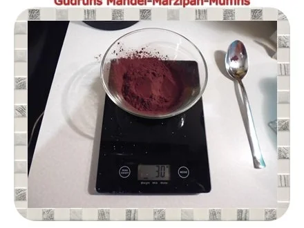 Rezept: Muffins: Mandel-Marzipan-Muffins Bild Nr. 5 Muffins: Mandel-Marzipan-Muffins - Rezept - Bild Nr. 5