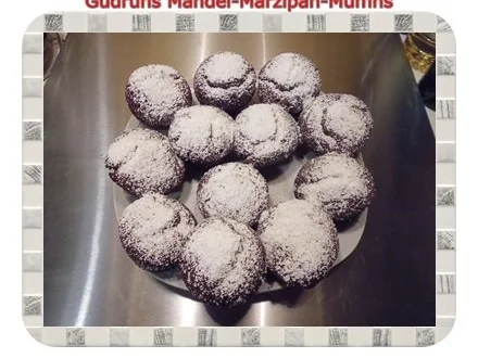 Rezept: Muffins: Mandel-Marzipan-Muffins Bild Nr. 18 Muffins: Mandel-Marzipan-Muffins - Rezept - Bild Nr. 18