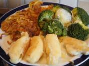 Rezept: Fischfilet im Bierteig, Spaghettikartoffelkröstie und Brokkoliröschen Fischfilet im Bierteig, Spaghettikartoffelkröstie und Brokkoliröschen - Rezept