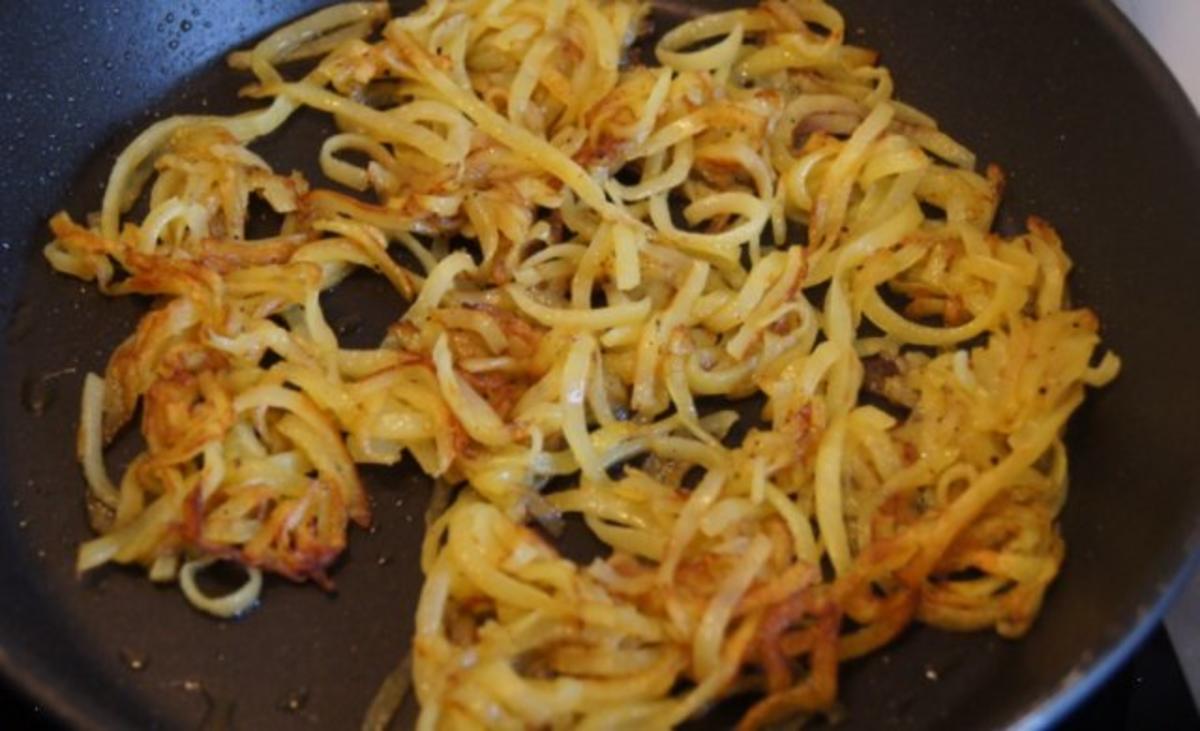 Fischfilet im Bierteig, Spaghettikartoffelkröstie und Brokkoliröschen - Rezept - Bild Nr. 10