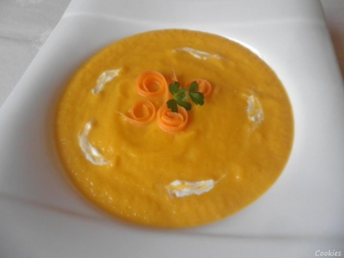 Karotten - Ingwer - Orangen - Suppe ... - Rezept - kochbar.de