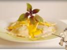 Schwäbische Maultaschen mit pikanter Käse Sauce nappiert - Rezept