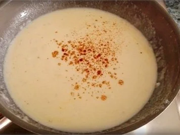 Rezept: Schwäbische Maultaschen mit pikanter Käse Sauce nappiert Bild Nr. 8 Schwäbische Maultaschen mit pikanter Käse Sauce nappiert - Rezept - Bild Nr. 8