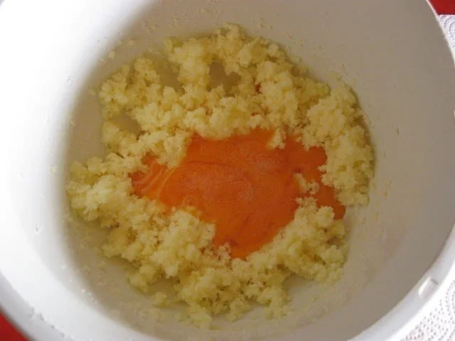 Gugelhupf mit Quark und Nussschokolade - Rezept - Bild Nr. 5