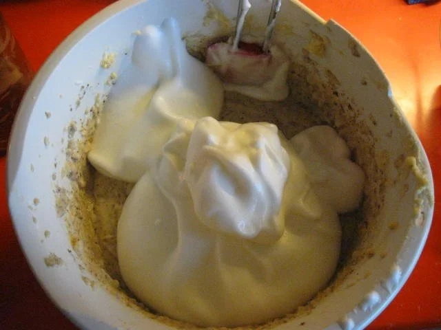 Gugelhupf mit Quark und Nussschokolade - Rezept - Bild Nr. 10