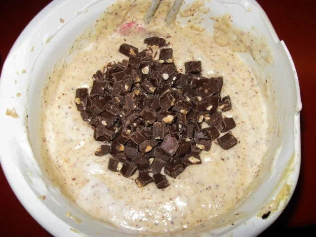 Gugelhupf mit Quark und Nussschokolade - Rezept - Bild Nr. 11