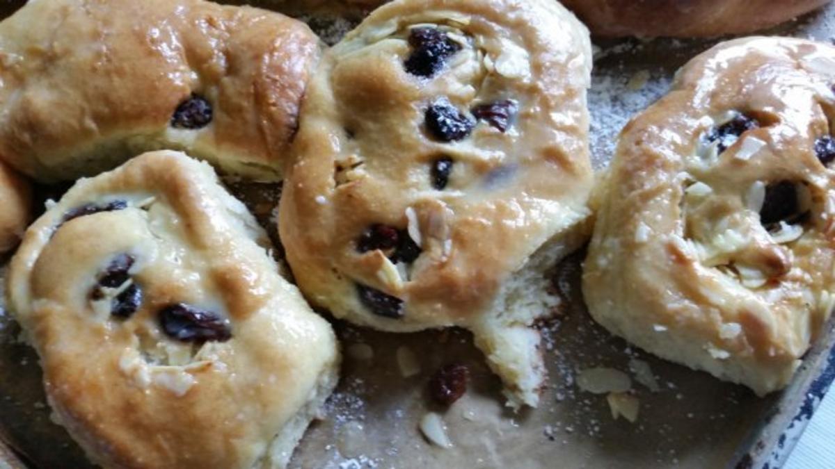 Bilder für Haferkleie Rosinen Schnecken - Rezept