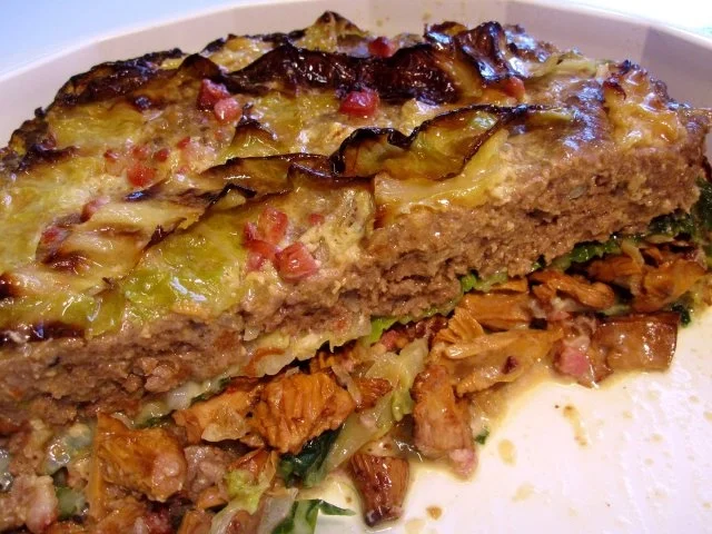 Rezept: Pikante Wirsingtorte mit Pfifferlingen und würzigem Hackfleisch gefüllt Bild Nr. 2 Pikante Wirsingtorte mit Pfifferlingen und würzigem Hackfleisch gefüllt - Rezept - Bild Nr. 2