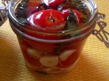 eingelegte gefüllte Tomaten - Rezept