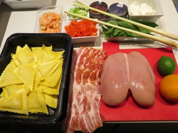 Hähnchenroulade "Surf & Turf" mit Triangoli und Tomaten-Trüffel-Butter - Rezept - Bild Nr. 2