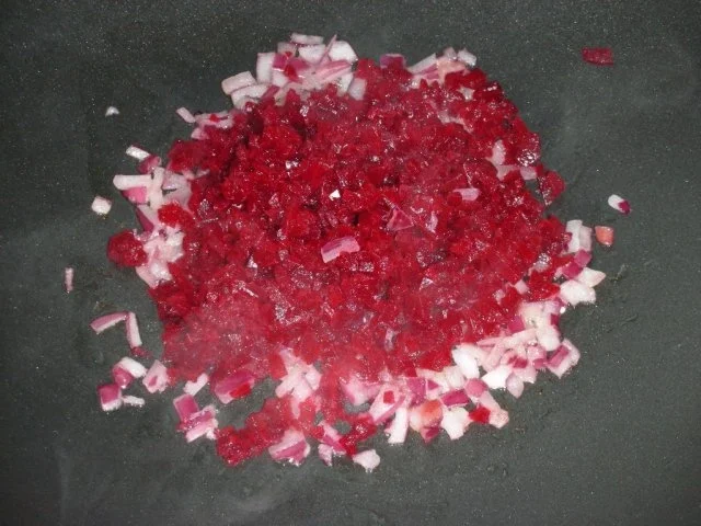 Mit Hackfleisch gefüllte Kohlrabi an Rote Bete - Spaghetti - Rezept - Bild Nr. 14