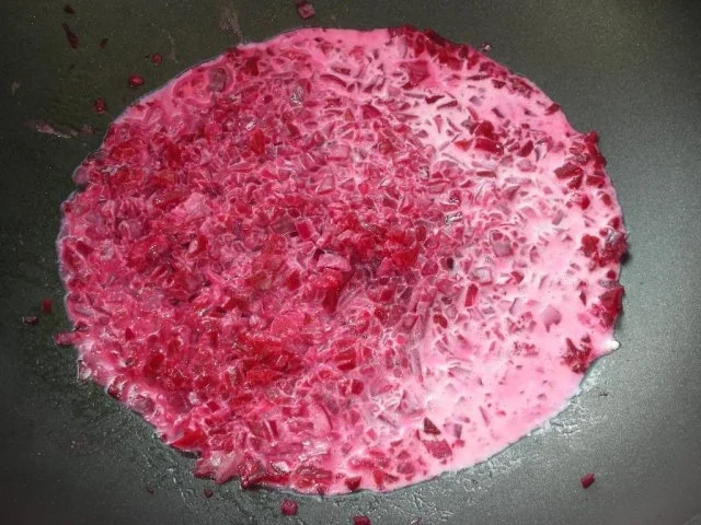 Mit Hackfleisch gefüllte Kohlrabi an Rote Bete - Spaghetti - Rezept - Bild Nr. 16