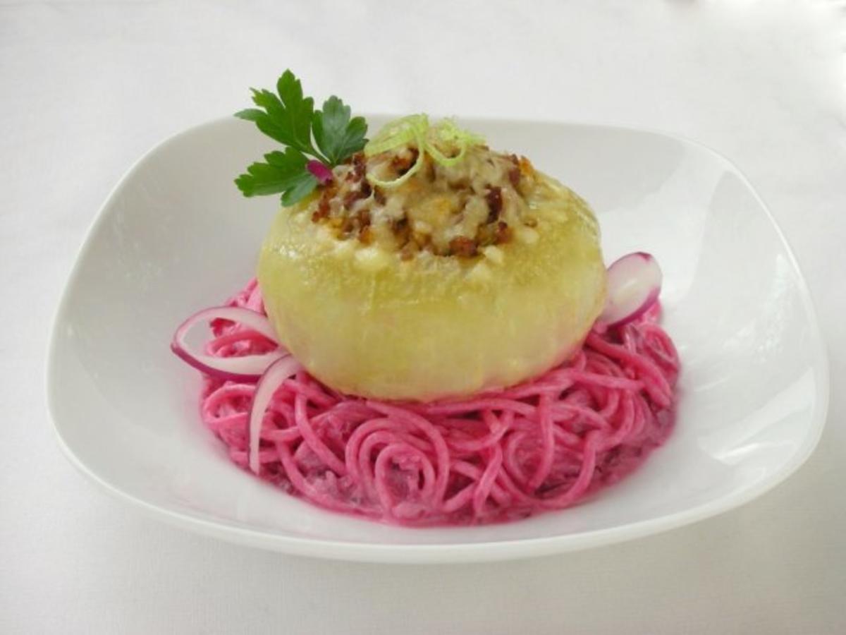 Mit Hackfleisch gefüllte Kohlrabi an Rote Bete - Spaghetti - Rezept - Bild Nr. 18