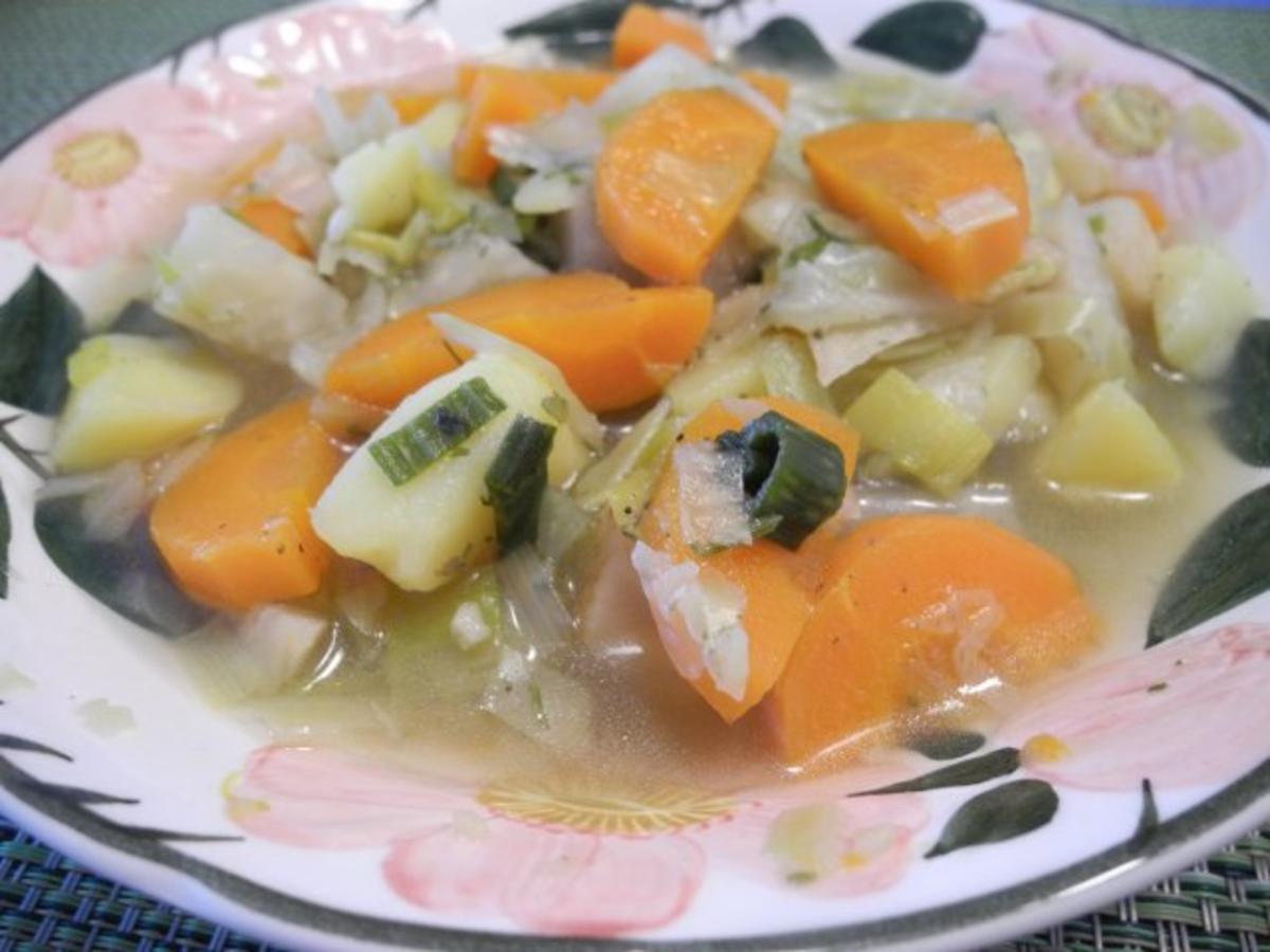 Suppen & Eintöpfe : Geschichteter Gemüseeintopf - Rezept - Bild Nr. 2