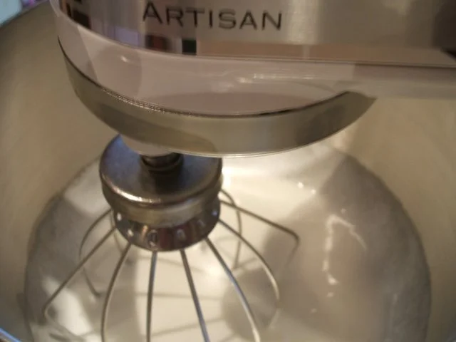 Plätzchen: Zarte Mandel-Nuss-Busserln - Rezept - Bild Nr. 4