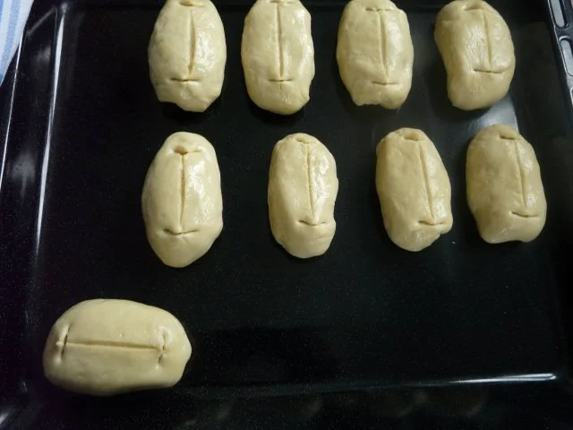 Rezept: Neujahrsbrezel / Neujahrswecken Bild Nr. 5 Neujahrsbrezel / Neujahrswecken - Rezept - Bild Nr. 5