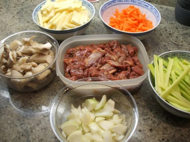 Rezept: Fleisch: Lamm und Gemüse aus dem Wok Bild Nr. 2 Fleisch: Lamm und Gemüse aus dem Wok - Rezept - Bild Nr. 2