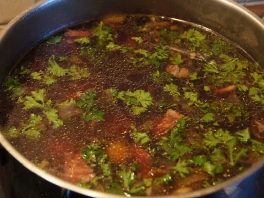 Dunkle Rindfleisch-Gemüsesuppe - Rezept - Bild Nr. 14