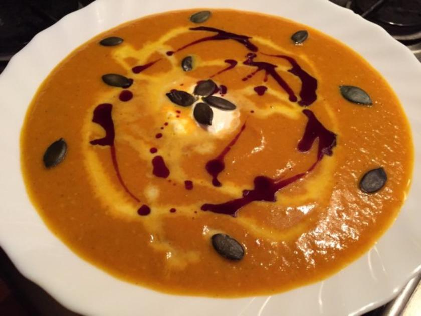 Thai Kürbis Kokosnuss Curry creme suppe ... - Rezept - kochbar.de