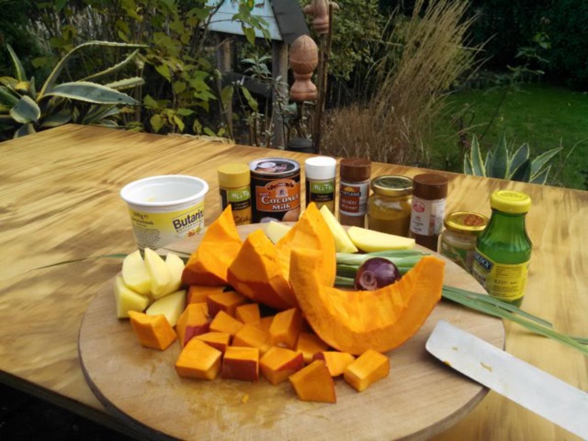 Thai Kürbis Kokosnuss Curry creme suppe ... - Rezept - kochbar.de
