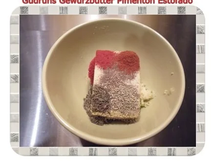 Rezept: Brotaufstrich: Gewürzbutter Pimenton Estofado Bild Nr. 3 Brotaufstrich: Gewürzbutter Pimenton Estofado - Rezept - Bild Nr. 3