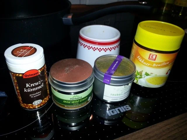 Rezept: Grünes Gemüsecurry mit scharfen Spießen Bild Nr. 3 Grünes Gemüsecurry mit scharfen Spießen - Rezept - Bild Nr. 3