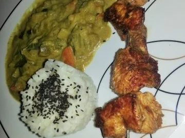 Rezept: Grünes Gemüsecurry mit scharfen Spießen Bild Nr. 11 Grünes Gemüsecurry mit scharfen Spießen - Rezept - Bild Nr. 11