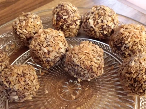 Grundmasse für ca. 30 Stück Pralinen/Trüffel - Rezept - Bild Nr. 4