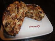 Rezept: Frรผchte / Nuรbrot a'la emari Frรผchte / Nuรbrot a'la emari - Rezept