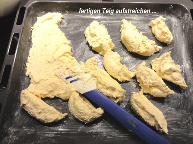 Rührteig:   PFIRSICH - KNUSPERSTREUSEL- Blechkuchen - Rezept - Bild Nr. 3