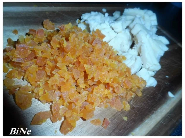 Rezept: BiNe` S APRIKOSEN - KOKOS - KIPFERL Bild Nr. 5 BiNe` S APRIKOSEN - KOKOS - KIPFERL - Rezept - Bild Nr. 5