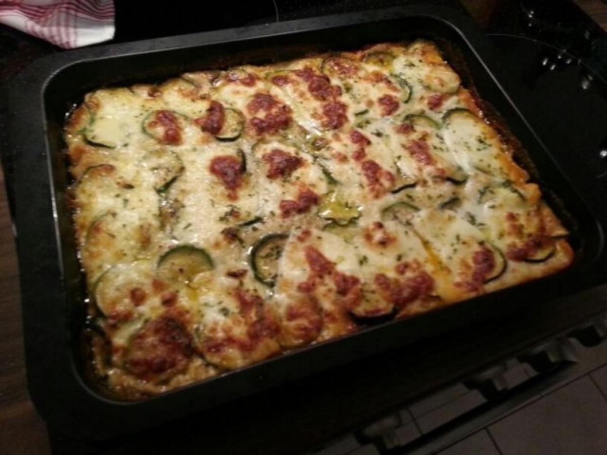 Zucchini Lasagne - Rezept mit Bild - kochbar.de