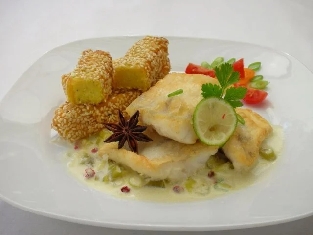 Couscous-Stäbchen zu gebratenem Zanderfilet an Limettensauce - Rezept - Bild Nr. 2