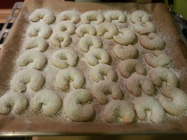 Rezept: Vanillekipferl im Florentiner Stil Vanillekipferl im Florentiner Stil - Rezept