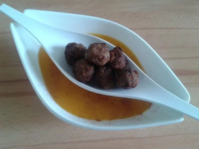 Rezept: Kürbiscremesüppchen mit "ssarfen" orientalischen Hackbällchen Bild Nr. 2 Kürbiscremesüppchen mit "ssarfen" orientalischen Hackbällchen - Rezept - Bild Nr. 2