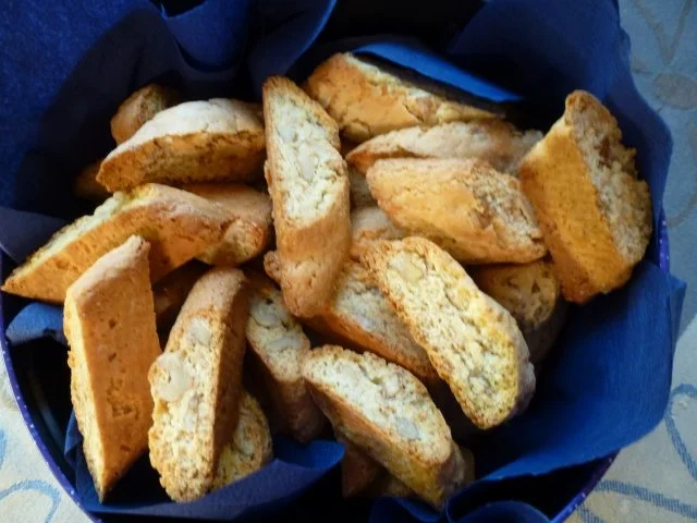 Rezept: Vanille-Cantuccinis mit Walnüssen Vanille-Cantuccinis mit Walnüssen - Rezept