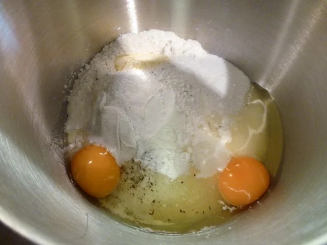 Rezept: Vanille-Cantuccinis mit Walnüssen Bild Nr. 2 Vanille-Cantuccinis mit Walnüssen - Rezept - Bild Nr. 2