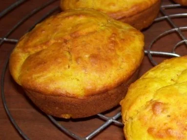 Rezept: Butternutmuffins mit Vanille und Trüffelöl Bild Nr. 5 Butternutmuffins mit Vanille und Trüffelöl - Rezept - Bild Nr. 5