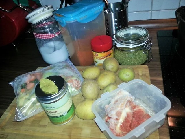 Kartoffelsuppe mit Käsekrainer - Rezept - Bild Nr. 2