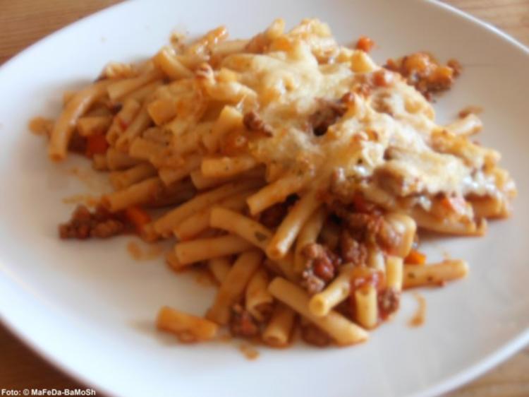 Nudelauflauf &amp;#39;Bologneser Art&amp;#39; - Rezept mit Bild - kochbar.de