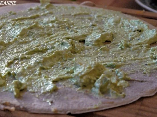 Rezept: Galettes Bretonnes mit Avocado-Creme und Hähnchenbrust Bild Nr. 12 Galettes Bretonnes mit Avocado-Creme und Hähnchenbrust - Rezept - Bild Nr. 12