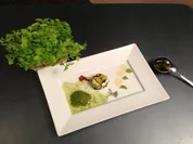 Ziegenkäse-Bonbons an Honigbalsamico und Kräutersorbet - Rezept